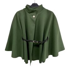 Poncho à col montant avec ceinture pour cintrer la taille