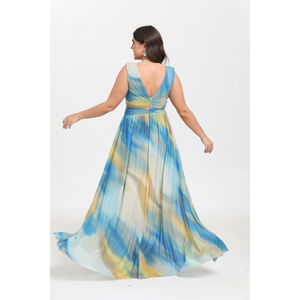Robe longue grande taille en col V avec une fente et à imprimé coloré