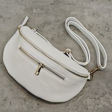 Sac banane en cuir grainé à 2 compartiments distincts zippés