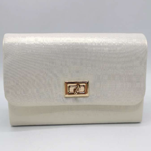 Sac à main pochette à rabat avec fermeture en tourniquet