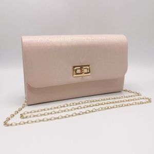 Sac à main pochette à rabat avec fermeture en tourniquet