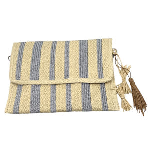 Pochette au tressage en papier à motif de rayures verticales