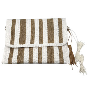 Pochette au tressage en papier à motif de rayures verticales