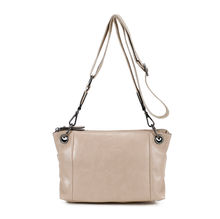 Sac avec bandoulière à motif et détails plissés sur les côtés