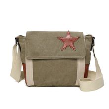 Sac bandoulière canvas et PU avec détails contrastés et étoile