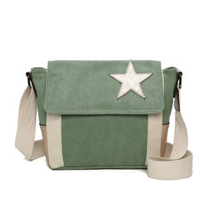 Sac bandoulière canvas et PU avec détails contrastés et étoile