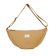 Sac bandoulière réalisé en toile et fermeture à glissière