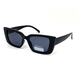 Lunettes de soleil pour fille carrées stylées à protection UV400