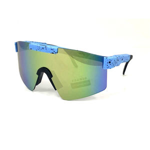 Lunettes de soleil de sport enfant enveloppantes et filtre UV400