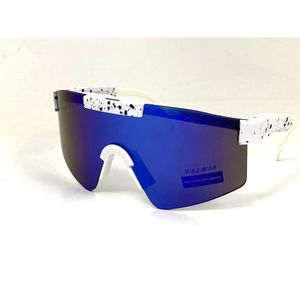 Lunettes de soleil de sport enfant enveloppantes et filtre UV400