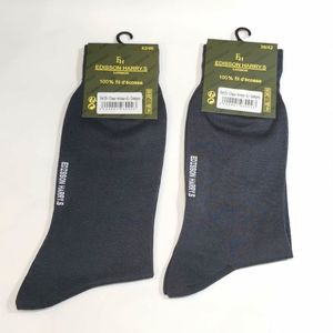 Chaussettes homme avec un fil de coton mercerisé gris foncé