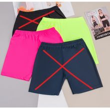 Short stretch en coupe cycliste près du corps et taille élastiquée