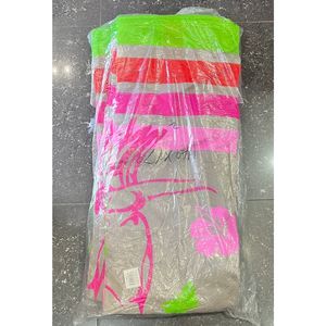 Serviette de plage douce à double fonctionnalité comme tapis