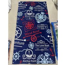 Serviette de plage imprimé au design 2-en-1 idéale en tapis