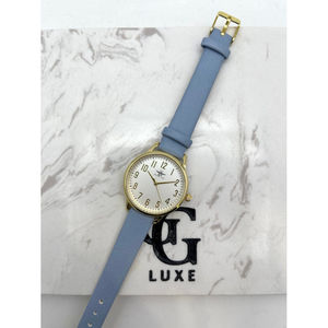 Montre ronde dorée avec cadran blanc 37 mm en chiffres arabes