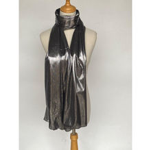 Écharpe brillante effet métallisé – élégance lumineuse en 100% viscose