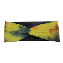 Bandeau twisté à l’avant avec décor d’un motif tie dye éclatant