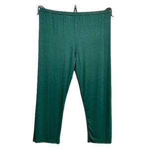 Legging court réalisé en viscose extensible d'une couleur unie