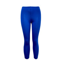 Legging d'une coupe capri fait de tissu uni en viscose stretch