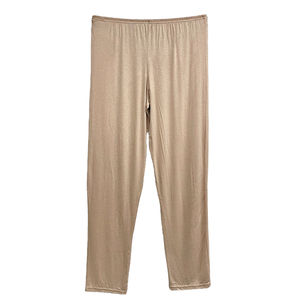 Legging d'une coupe capri fait de tissu uni en viscose stretch