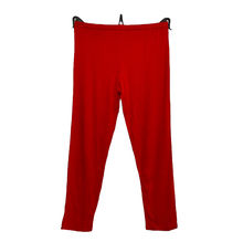 Legging d'une coupe capri fait de tissu uni en viscose stretch