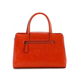 Sac à main rectangulaire zippé et un petit rabat frontal aimanté