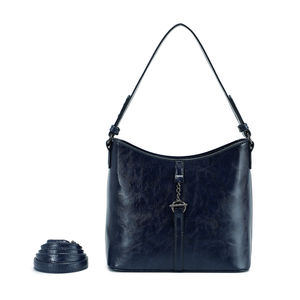 Sac à main hobo en simili cuir avec un pendentif à fermoir toggle