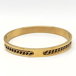 Bracelet en acier inoxydable doré avec une chaîne intégrée