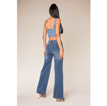 Jean taille haute flare avec 4 boutons et poches plaquées