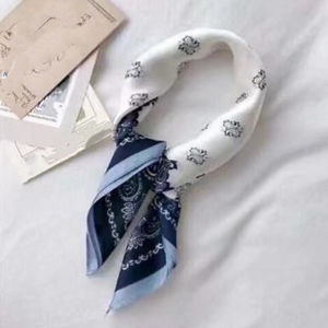 Petit foulard touché soie imprimée bandana bicolore - 3 pièces