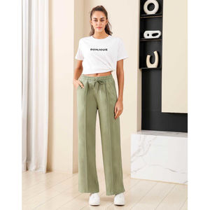 Pantalon coupe large droite avec couture centrale sur le devant