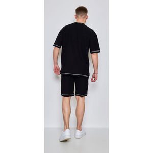 Ensemble t-shirt col rond et bermuda