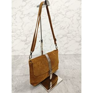 Sac bandoulière zippé en cuir toucher daim à fermeture par rabat aimanté