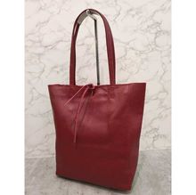 Sac cabas en cuir de vachette grainé à lien de serrage discret