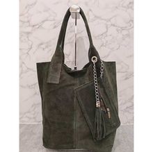 Cabas en cuir avec une trousse assortie et de pompon décoratif