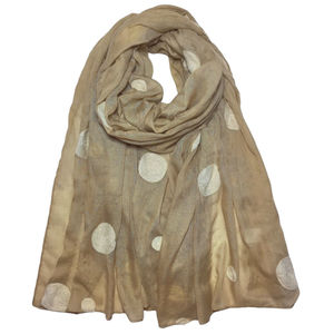 Écharpe en gros pois coloré sur un fond coloré