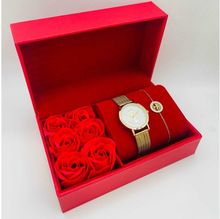 Coffret rouge : montre ronde dorée à motif arbre de vie + bracelet en acier