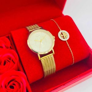 Coffret rouge : montre ronde dorée à motif arbre de vie + bracelet en acier