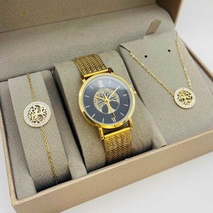 Coffret taupe : montre ronde dorée à motif arbre de vie + bijoux en acier