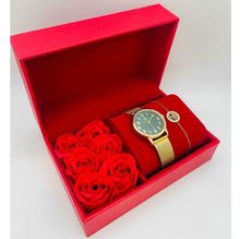 Coffret rouge avec roses : montre cerclée à lanière dorée + bijoux en acier