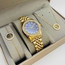 Coffret taupe : montre arrondie sertis de strass  doré + bijoux en acier