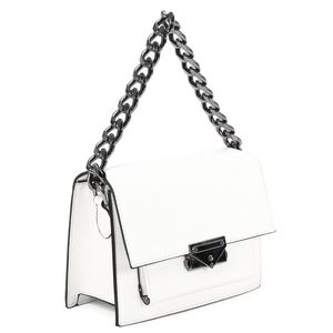 Sac pochette à rabat structuré avec chaînette et fermoir métallique
