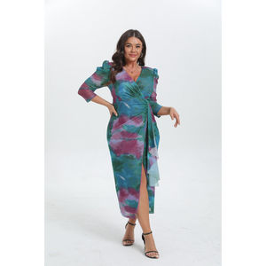 Robe drapée imprimée abstrait tie & dye à manches trois quarts en grande taille