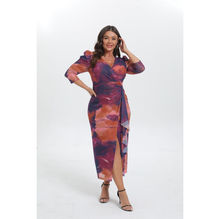 Robe drapée imprimée abstrait tie & dye à manches trois quarts en grande taille