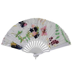 Éventail scintillante à motif papillons colorés et des fleuries sur fond blanc texturé