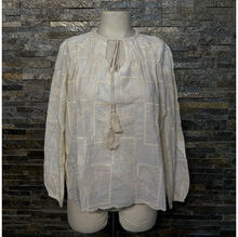 Blouse bohème à broderie anglaise col rond avec liens à nouer