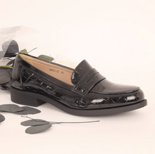 Mocassins cuir synthétique avec imprimé croco verni grande taille 41-44