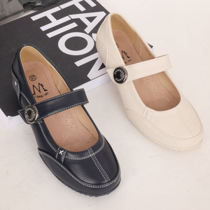 Ballerine babies à surpiqures avec une bride scratch taille 36 - 41