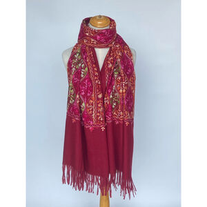 Écharpe épaisse à franges avec broderies florales multicolores