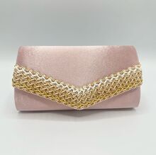 Pochette rectangulaire avec rabat à bande décorative tressée